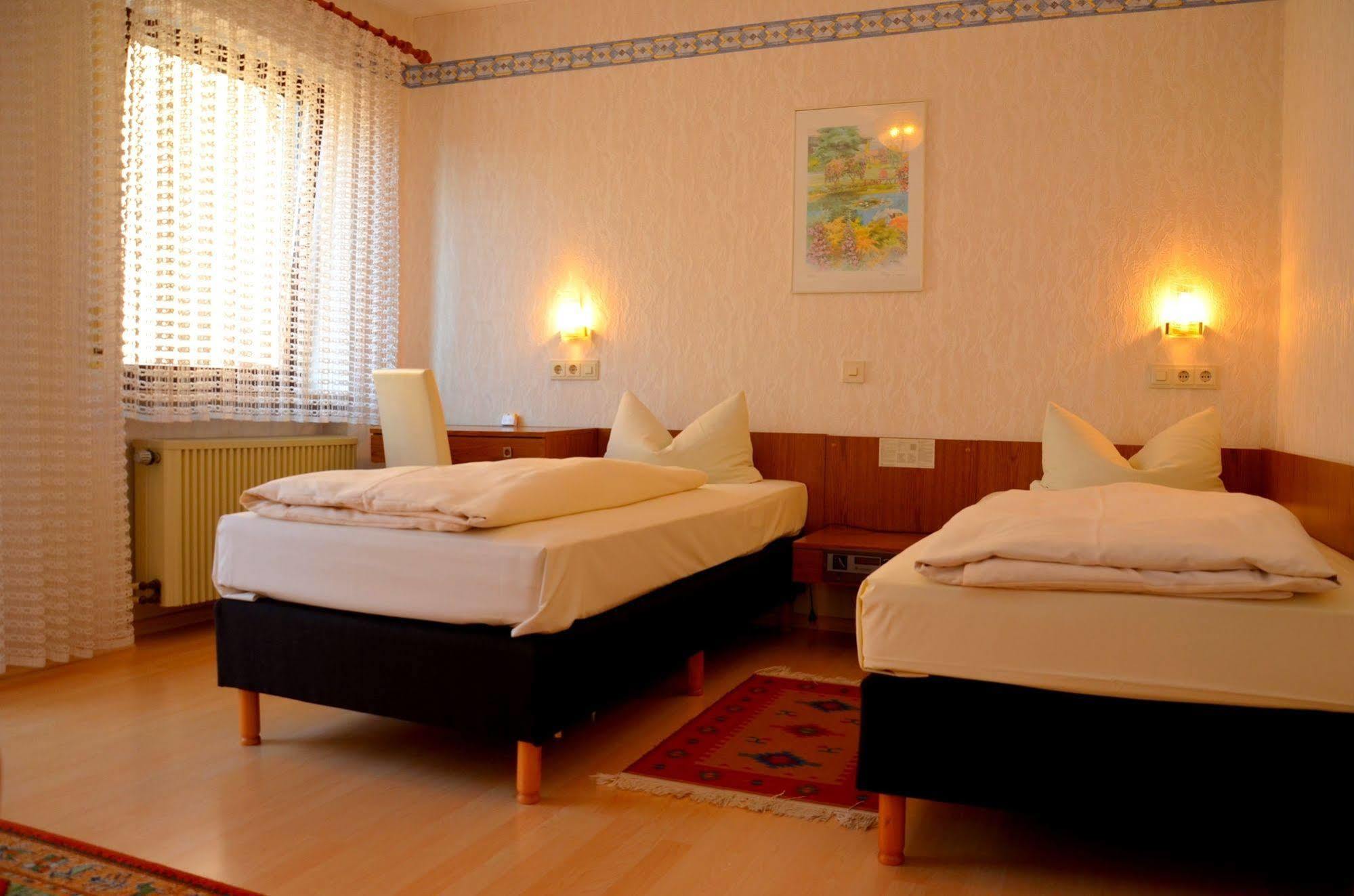 Akzent Meerfraeulein 3* Wemding